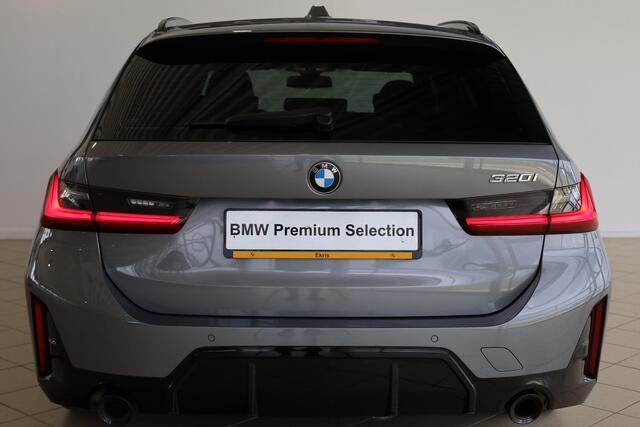 BMW 3-SERIE Touring 320i M Sportpakket | 19 inch | Hi-Fi | Elektrische Trekhaak | Stoelverwarming