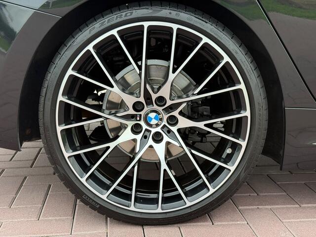 BMW 3-SERIE 320i High Executive / M Sport / Leder / 20inch M-Performance / 256PK Mosselman