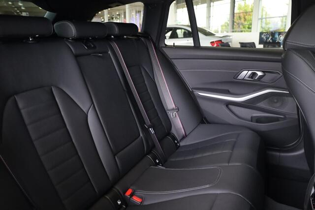 BMW 3-SERIE Touring 330e High Executive | M Sportpakket Pro | Innovation Pack | Comfort Pack | Individual Lak