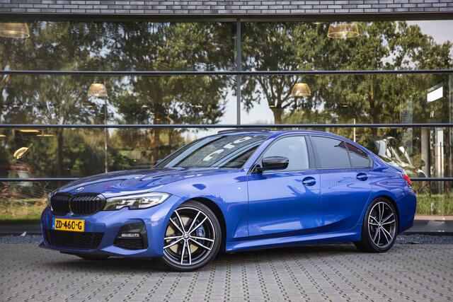 BMW 3-SERIE 320i Executive M-Sport Plus , Schuif/Kanteldak, HUD, Sfeerverlichting