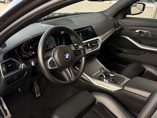 BMW 3-SERIE 320i M-Sport | Cruise | M Zetels | Apple Carplay | Navi | Sfeerverlichting |