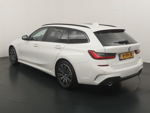 BMW 3-SERIE Touring 330e High Executive M-Sport Full Options I PANO I LED I Sportstoelen I Adapt Cruise I Head-Up I 18"LM