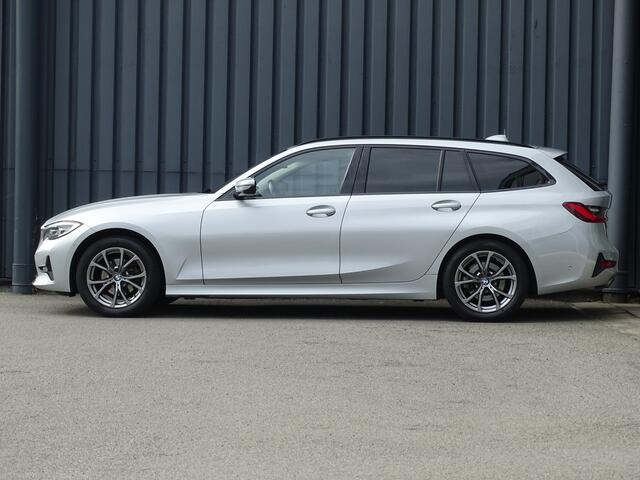 BMW 3-SERIE Touring 318i Executive Edition Sportline