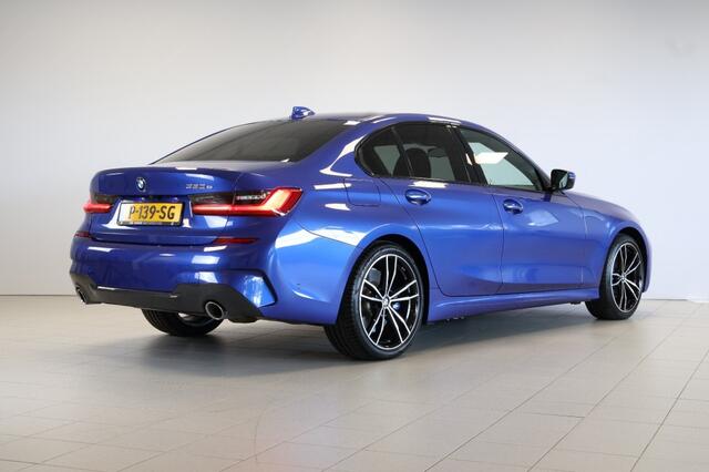BMW 3-SERIE 330e M Sport Portimao Blau Schuifdak Laserlight Head-Up Harman Kardon Adaptief M-onderstel 19 791M Memory Com