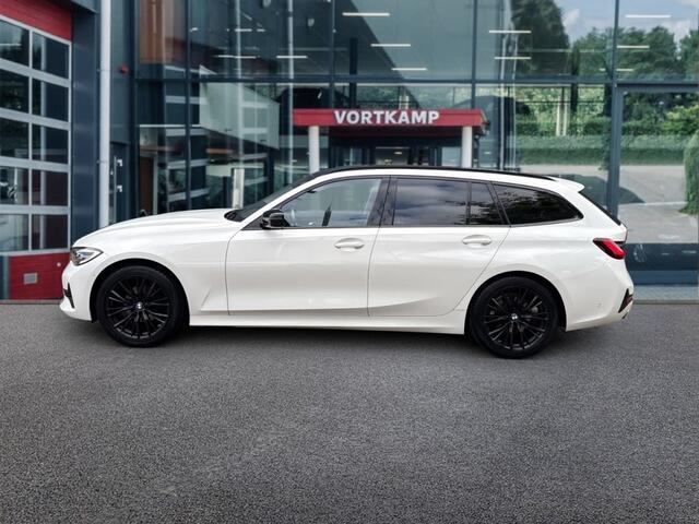 BMW 3-SERIE 318I SPORTLINE M-PAKKET TREKHAAK/LEDER/CAMERA/STOELVERW/E-KLEP/CRUISE