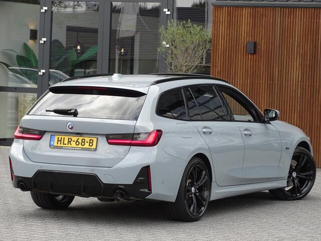 BMW 3-SERIE Touring 330e 292PK X-Drive M-Sport / Brooklyn / 2022 / pano / LED