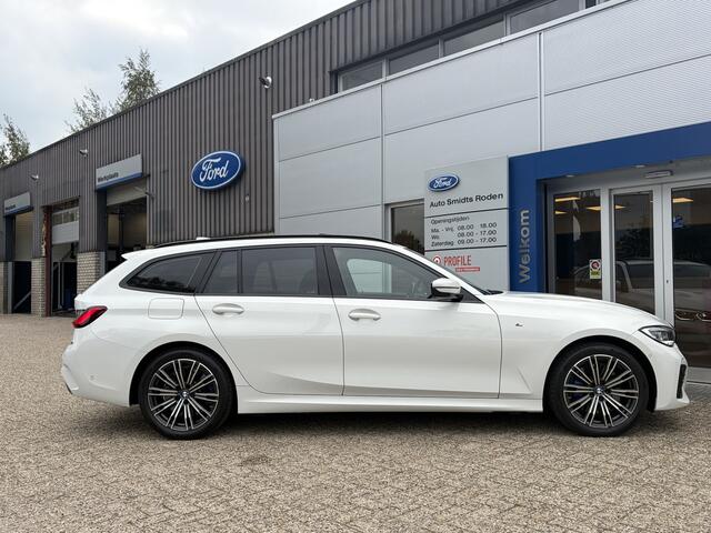 BMW 3-SERIE Touring 330e High Executive M-Sport Full Options | PANO I LED I Sportstoelen I Adapt Cruise I Head-Up I 18"LM |