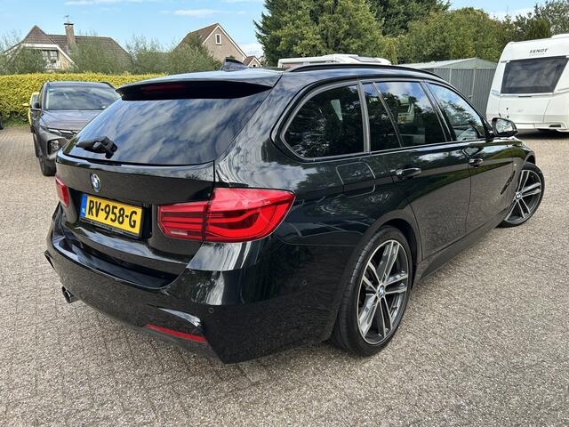 BMW 3-SERIE Touring 320i High Executive M-Sport