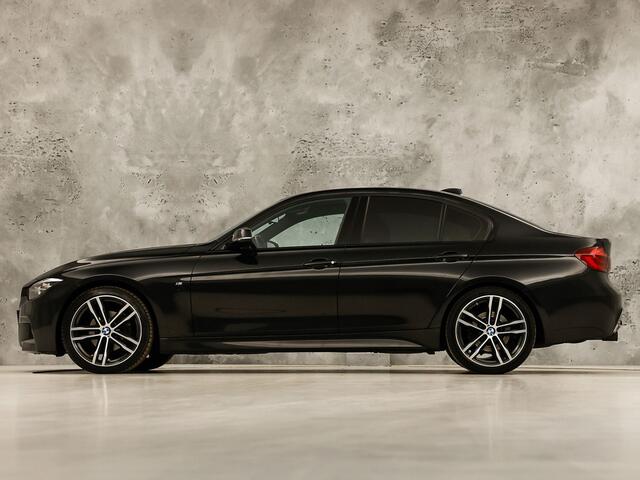 BMW 3-SERIE 318i M Sport High Executive Automaat (VIRTUAL COCKPIT, M PAKKET, GROOT NAVI, STOELVERWARMING, SPORT AUTOMAAT, SPORTSTOELEN, TREKHAAK, GETINT GLAS, PARKEERSENSOREN, NIEUWSTAAT)