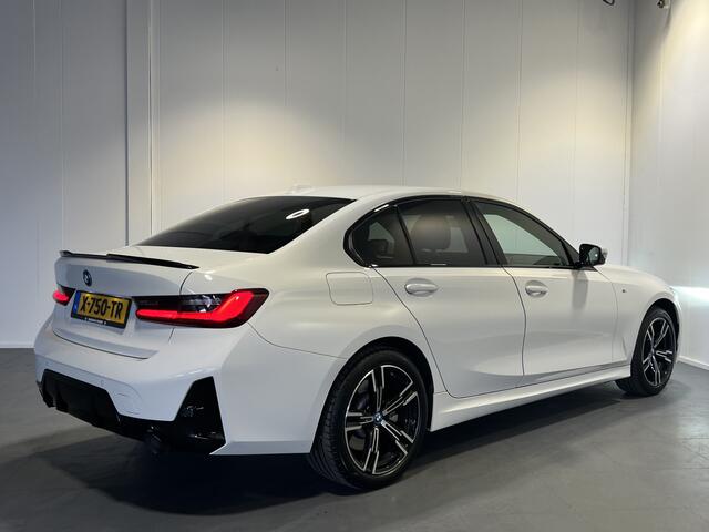 BMW 3-SERIE 320e | Navigatie/Android/Apple Carplay | M-Pakket | Sfeerverlichting | LM Velgen | Cruise Control | Airco |