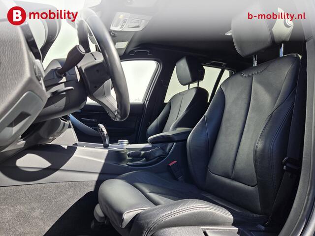 BMW 3-SERIE Touring 318i High Executive M-Sport Apple CarPlay NL Auto! | Achteruitrijcamera | LED | Leer | PDC