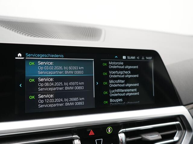 BMW 3-SERIE Touring 330e Sportline PHEV 293pk Dealer O.H | Trekhaak Af Fabriek | Camera | Cruise Control | Lederen Sportstoelen Verwarmd | Apple Carplay | Virtual | Navigatie | Sfeerverlichting | DAB | 17"L.M |