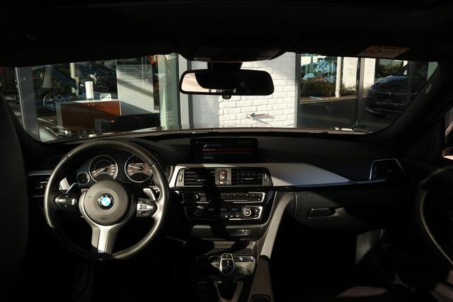 BMW 3-SERIE GT Gran Turismo 320i High Executive Edition | M Sport | Parking Pack