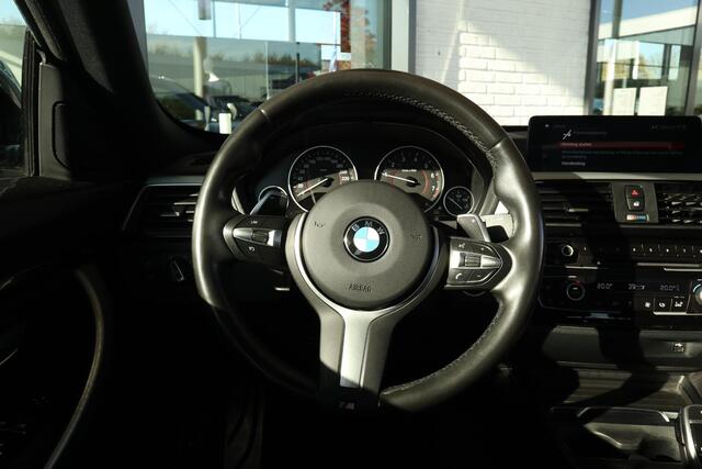 BMW 3-SERIE GT Gran Turismo 320i High Executive Edition | M Sport | Parking Pack