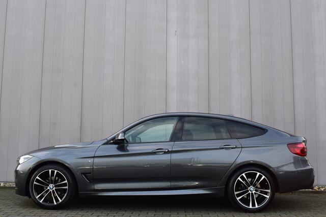 BMW 3-SERIE GT 320i XDrive High Executive M-Sport LED | Zwart Leder | Carplay | Sportstoelen | 19 Inch LMV