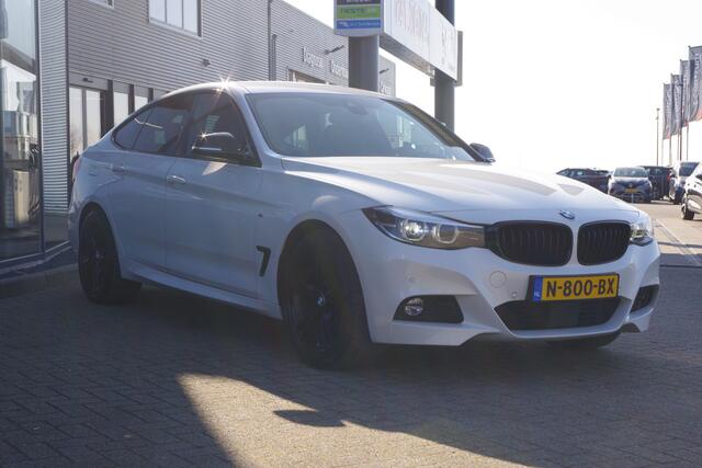 BMW 3-SERIE GT Gran Turismo 320i 184 PK xDrive M-Sport High Executive, LED, Leder, Adap. Cruise Control, Carplay, Camera
