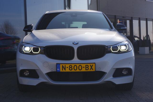 BMW 3-SERIE GT Gran Turismo 320i 184 PK xDrive M-Sport High Executive, LED, Leder, Adap. Cruise Control, Carplay, Camera