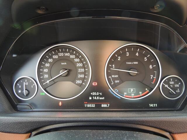 BMW 3-SERIE GT Gran Turismo 320i xDrive Panodak/ACC/360Camera etc.