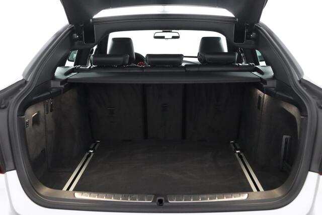 BMW 3-SERIE GT Gran Turismo 320i High Executive Edition | voorstoelen verwarmd | HiFi Audio | Cruise Control | sportonderstel |