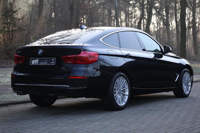 BMW 3-SERIE GT 320i High Executive Org.NL | Luxury Line | Leer | Navi Pro | Hifi audio | LED | Camera | Elektrische trekhaak | stoelverwarming | etc.
