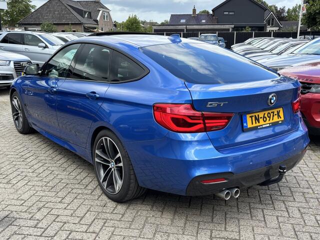 BMW 3-SERIE GT Gran Turismo 320i 2018 M-Pakket NL Auto Pano Trekhaak