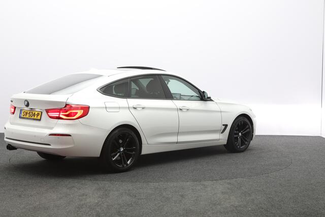 BMW 3-SERIE GT Gran Turismo 320i 184 PK Automaat Executive, Panoramadak, LED, Sportstoelen, Navigatie
