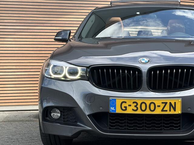 BMW 3-SERIE GT Gran Turismo 320i High Executive Edition Trekhaak wegklapbaar / Lederen bekleding / Panodak / Stoelverwarming