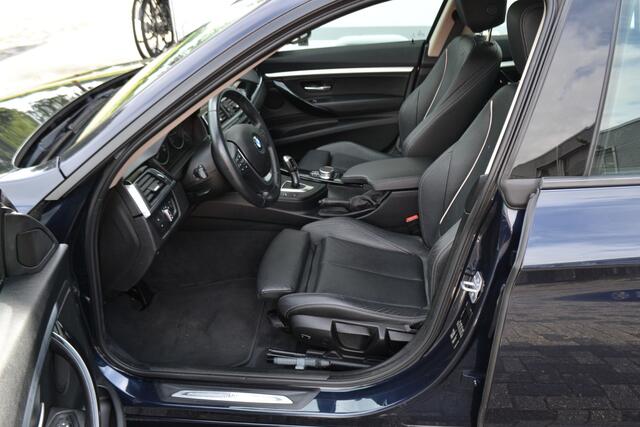 BMW 3-SERIE GT Gran Turismo Sportline | Leer | Trekahaak af Fabriek | Adaptieve Cuise | 320i High Executive Parkeerhulp v/a | DAB | Draadloosladen |