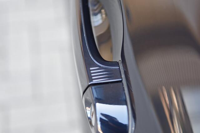 BMW 4-SERIE Gran Coupé 418i Centennial High Executive * M Sportpakket * Xenon * Leder * Harman Kardon *