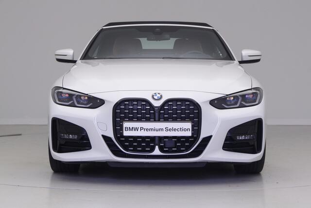 BMW 4-SERIE Cabrio 430i High Exe | M-Sport | Trekhaak | Stuur + stoelverw. | 19" | Pianolak | ACC | Harman/kardon | Park ass +