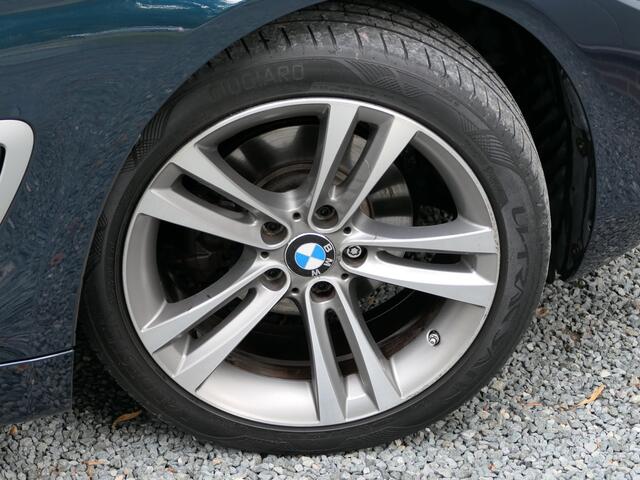 BMW 4-SERIE Gran Coupé 418d AUT Corporate Lease Essential Navi / Lederen bekleding / Sportstuur / Bluetooth