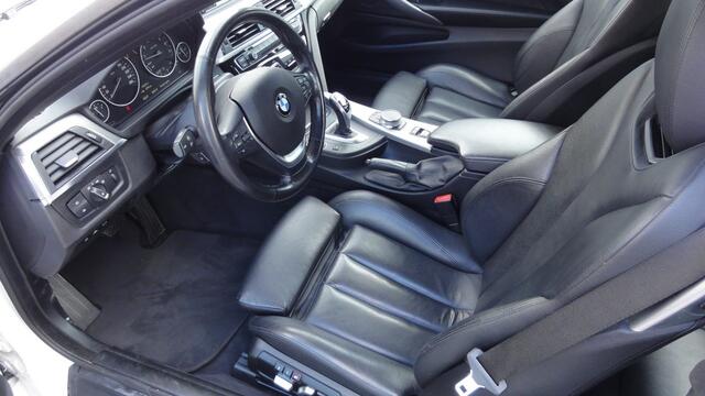 BMW 4-SERIE 420i High Executive.