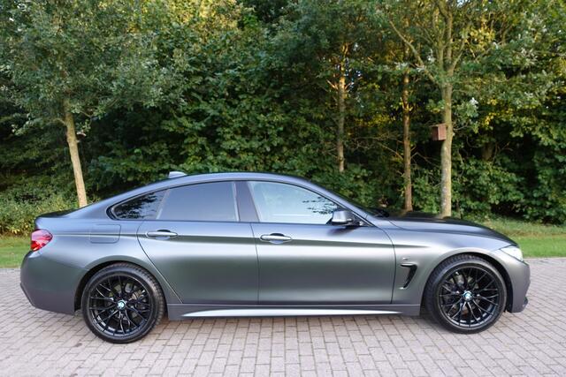 BMW 4-SERIE Gran Coupé 418i High Executive Edition Trekhaak, pdc ,