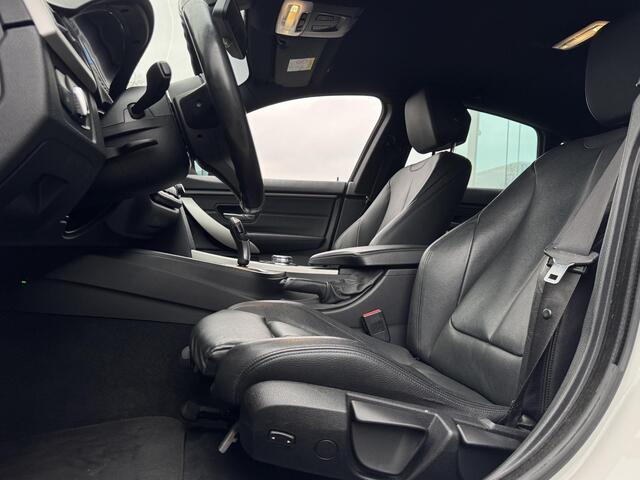 BMW 4-SERIE Gran Coupé 418i High Executive l Lederen Sportstoelen l Elektrische Achterklep l Elektrische Trekhaak l Navigatie