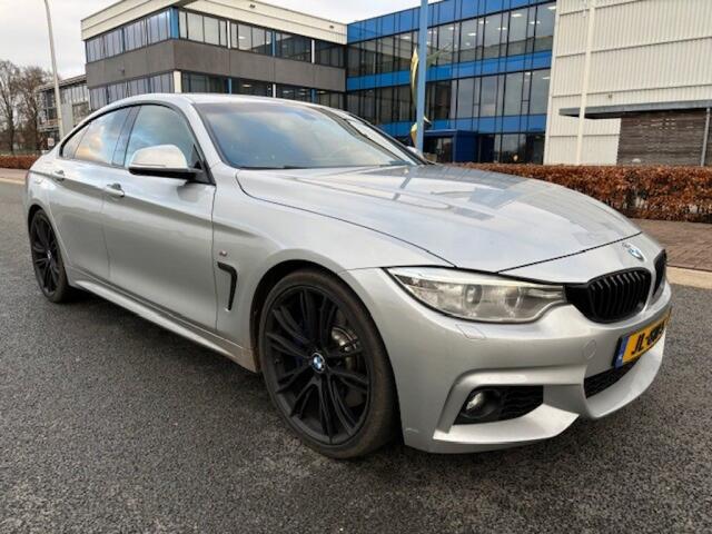 BMW 4-SERIE Centennial High executive voor â¬ 10.000,- aan onderhoudsfactur