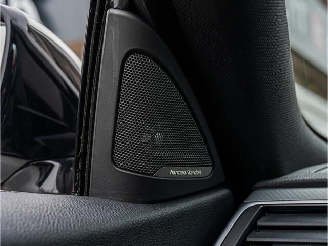 BMW 4-SERIE Gran Coupé 420i High Exe M-Sport ORG NL PANO HUD HARMAN KARDON 19 INCH TREKHAAK BOMVOL!!!