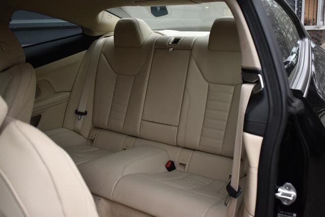 BMW 4-SERIE Coupé 420i High Executive | Laserlight | Camera | CarPlay | Lederen Sportstoelen | Dealer Onderhouden |