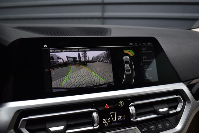 BMW 4-SERIE Coupé 420i High Executive | Laserlight | Camera | CarPlay | Lederen Sportstoelen | Dealer Onderhouden |