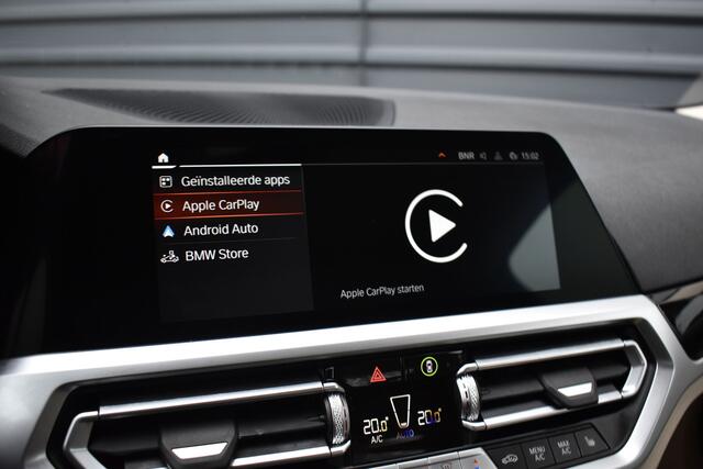 BMW 4-SERIE Coupé 420i High Executive | Laserlight | Camera | CarPlay | Lederen Sportstoelen | Dealer Onderhouden |