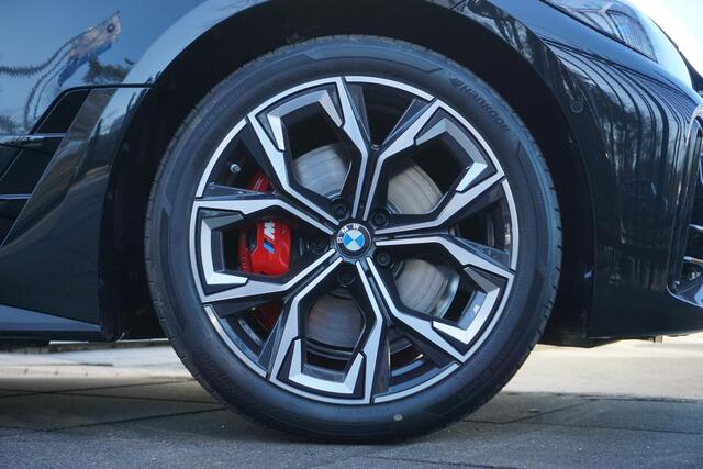 BMW 4-SERIE Gran Coupé 420i M Sportpakket Pro | High Executive | Safety Pack | Elektrisch bediend glazen schuif-/kanteldak | BMW Laserlight