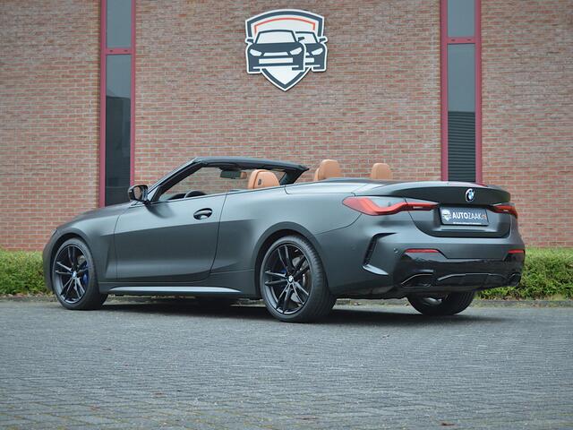 BMW 4-SERIE Cabrio M440i xDrive High Executive Carbon CoPilot