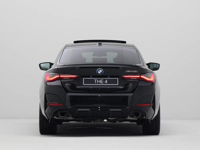 BMW 4-SERIE Gran Coupé M440i xDrive High Executive M-Sport