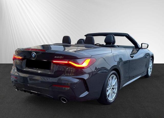 BMW 4-SERIE Cabrio 420i M-Sport ACC Head-Up Live Cockpit Sportstoelen Stoelverwarming Stuurverwarming