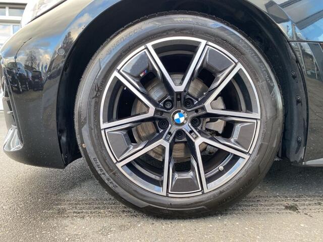 BMW 4-SERIE Gran Coupé 420d M-Sport ACC Live Cockpit Sportstoelen Stoelverwarming