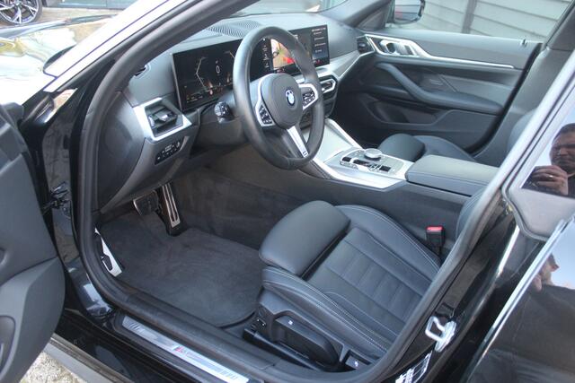 BMW 4-SERIE Gran Coupé 420i Business Edition Plus - M SPORT - SCHUIFDAK - 360 CAMERA - TREKHAAK - HEAD UP -