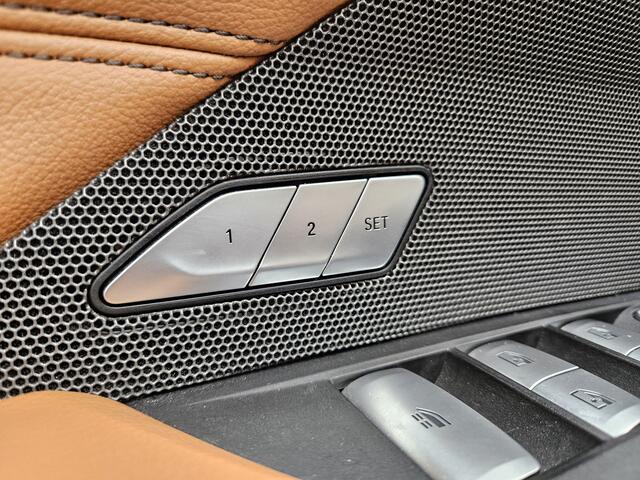 BMW 4-SERIE Cabrio 420i M Sport G23 Arctic Race Blue Metallic | Laser LED | Head Up | Harman Kardon | Nek & Stuurverwarming | Lederen Sportstoelen Memory | 19"L.M | Camera | Apple Carplay |