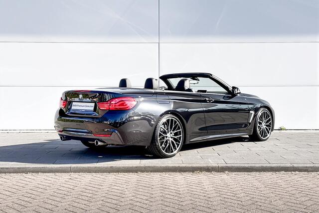 BMW 4-SERIE Cabrio 440i High Executive Stuurwielrand Verwarming / Adaptief M-Onderstel / Comfort Acces / Surround View / Stoelverwarming / Air Collar / Active Cruis Control / Adaptieve Led / Driving Assistant / Harman Kardon / Head Up