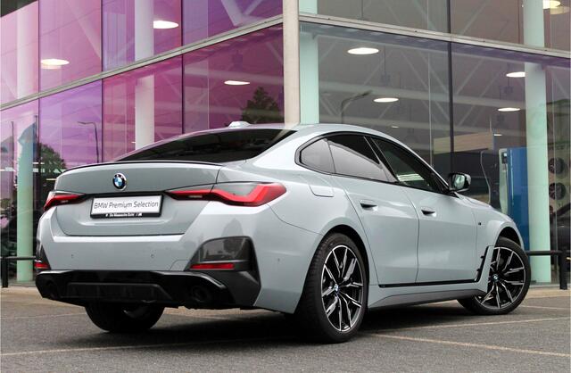 BMW 4-SERIE Gran Coupé 420i High Executive M Sport Automaat / Parking Assistant Plus / Driving Assistant Professional / Comfort Access / Live Cockpit Professional