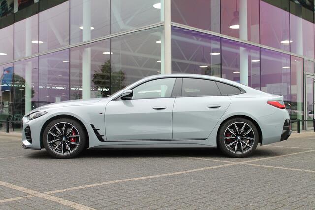 BMW 4-SERIE Gran Coupé 420i High Executive M Sport Automaat / Parking Assistant Plus / Driving Assistant Professional / Comfort Access / Live Cockpit Professional