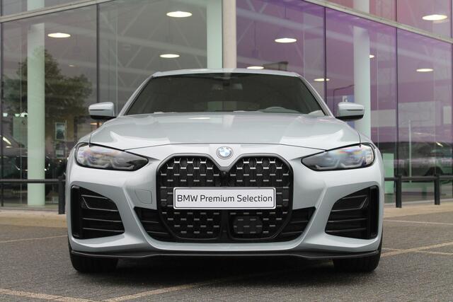 BMW 4-SERIE Gran Coupé 420i High Executive M Sport Automaat / Parking Assistant Plus / Driving Assistant Professional / Comfort Access / Live Cockpit Professional